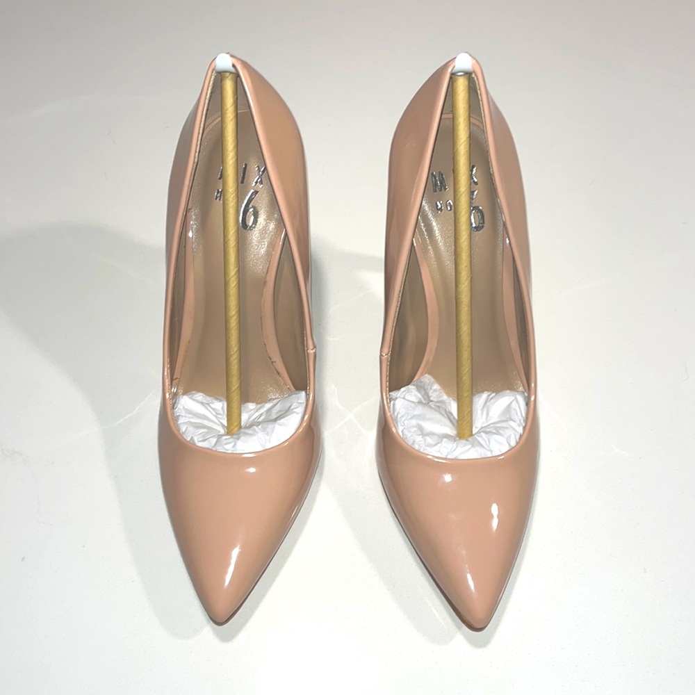 BRAND NEW! Blush pink/nude heels - Size 6